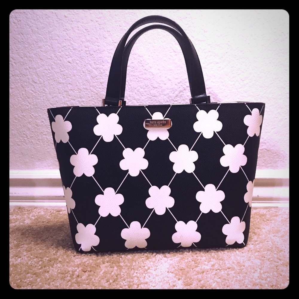 Kate spade hand bag